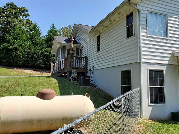 5th image of 3100 McReynolds Ave SE