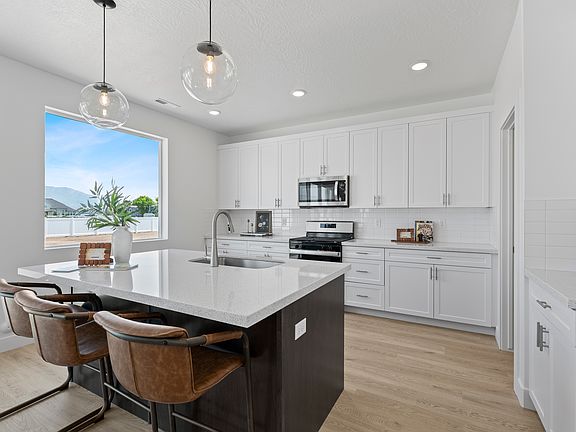 6th image of this home