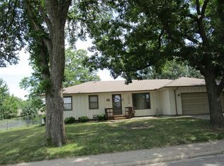 1032 Whildin St, Emporia, KS 66801