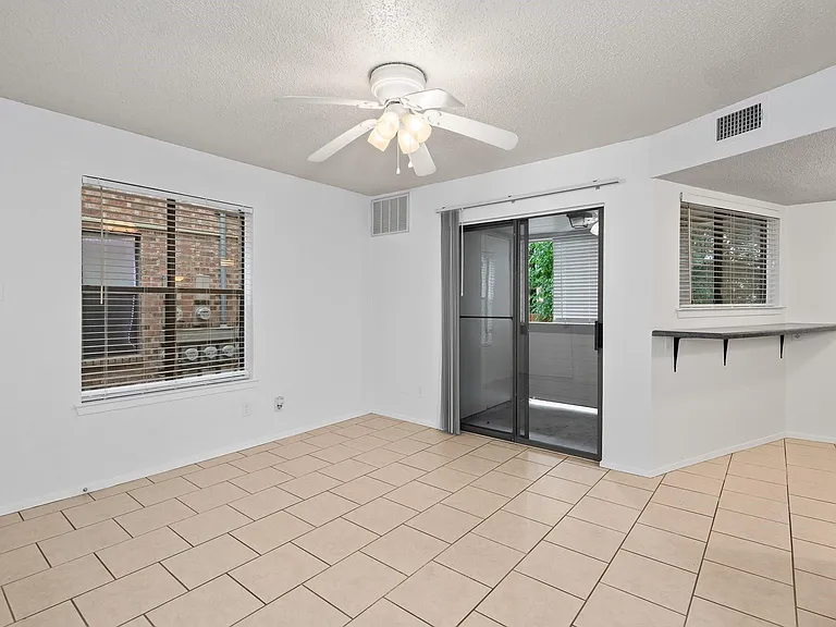 2500 Burleson Rd #709 — Photo 2