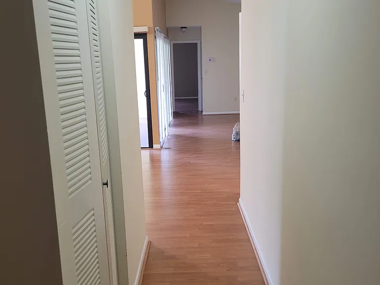 5881 Chester Ln — Photo 11