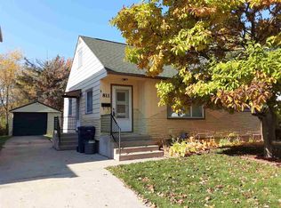 811 N Dean St, Bay City, MI 48706