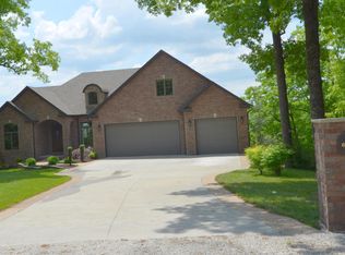 617 Rosehill Ln, Galena, MO 65656