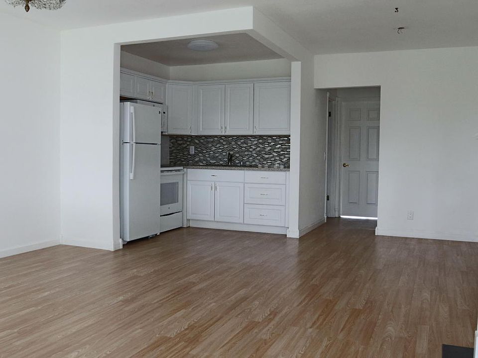1st image of 211 Waltham E #I-2110