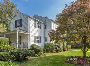 24 Edgewood Ln, Bronxville, NY 10708