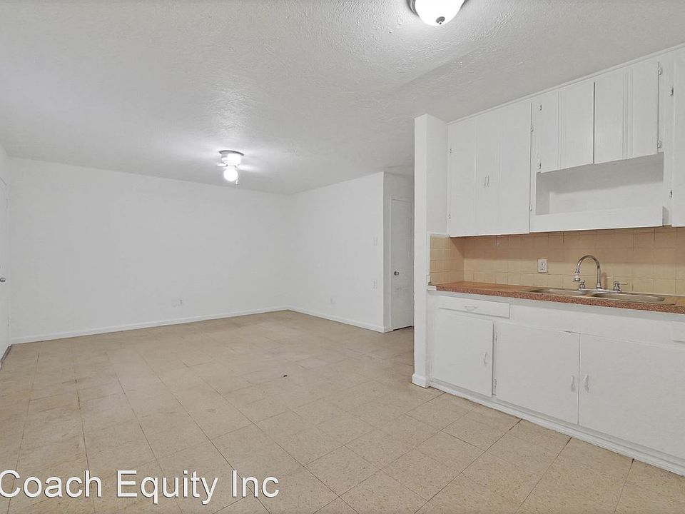 1st image of 8010 Roswell St #8010