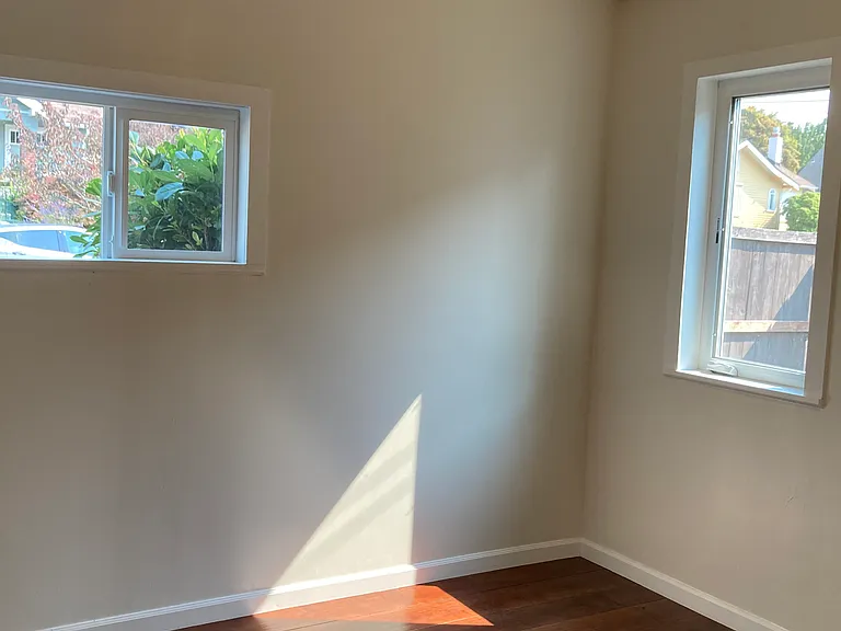 1102 N Sheridan Ave #D — Photo 8