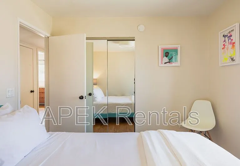 2415 E Finley Rd — Photo 49
