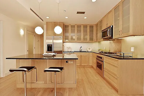 Sold by Level Group | media 17