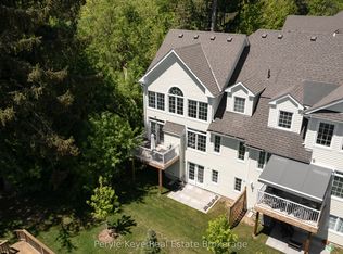 16 Leeds Ct, Bracebridge, ON P1L0B7