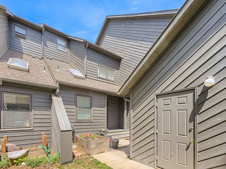 3015 Edison Ct — Photo 27