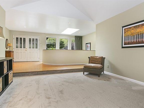 4th image of 18112 157th Ave NE