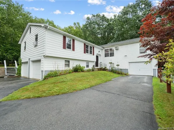 292 Cow Hill Road, Groton, CT 06355