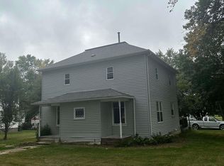 338 3rd St, Ashton, IA 51232