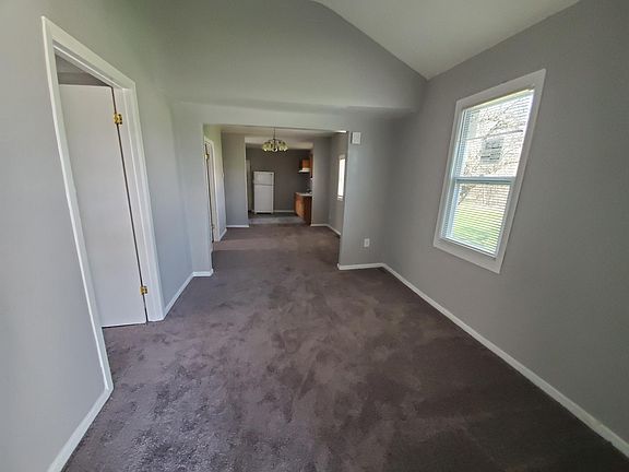 2nd image of 14822 Hoyne Ave