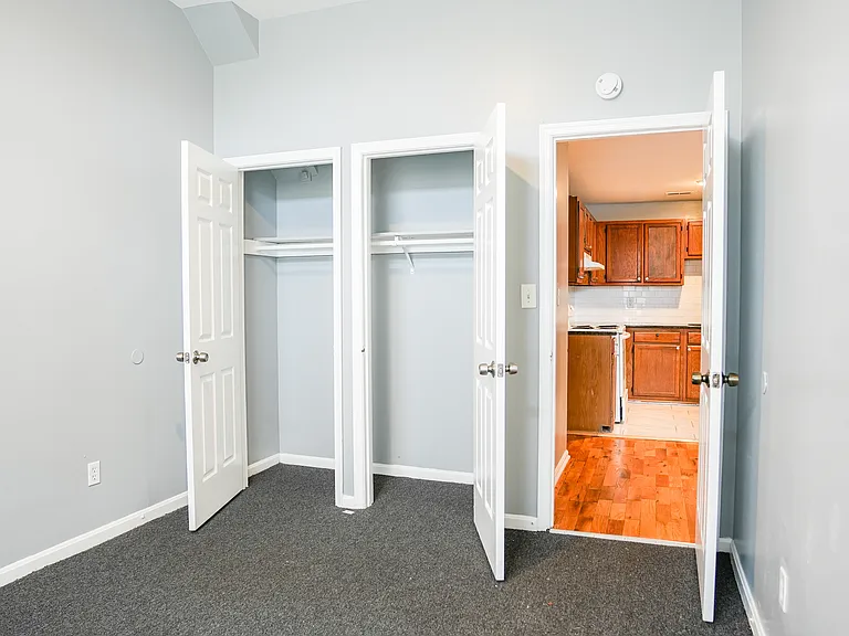 2419 Greenmount Ave #9 — Photo 5