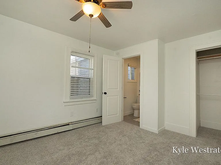 main floor bedroom - accessable