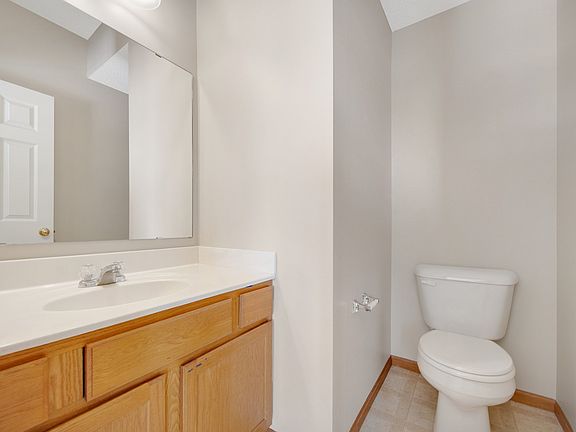 2nd image of 10022 Gentian Dr