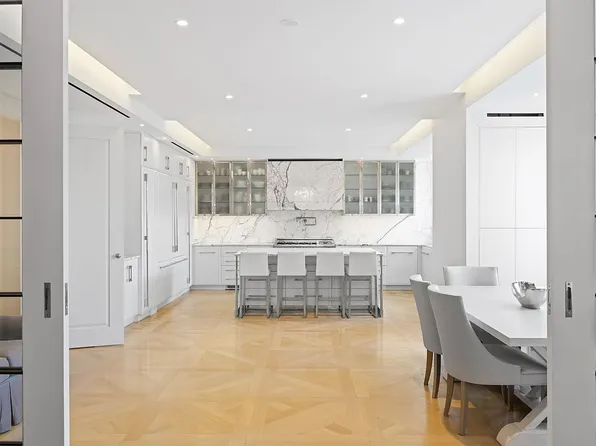 498 W End Ave APT 9A, New York, NY 10024