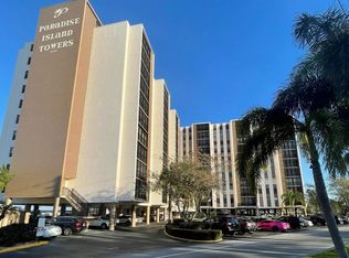 10355 Paradise Blvd APT 612, Treasure Island, FL 33706