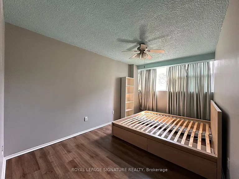 2121 Roche Ct #109 — Photo 23
