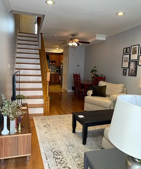 1709 Clarkson St — Photo 5