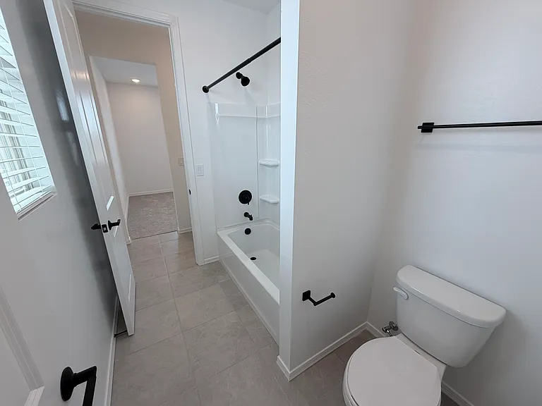 24172 W Raymond St — Photo 45