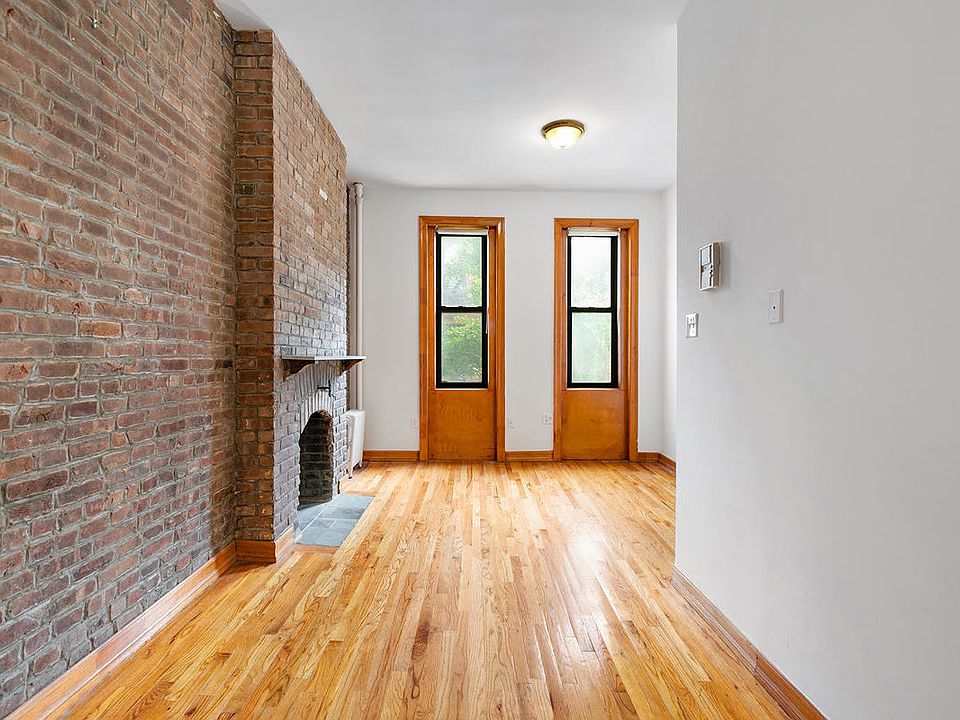 1st image of 13 Cornelia St APT 2B