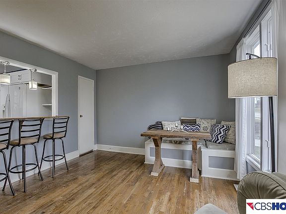 4th image of 7320 Lillian Ave