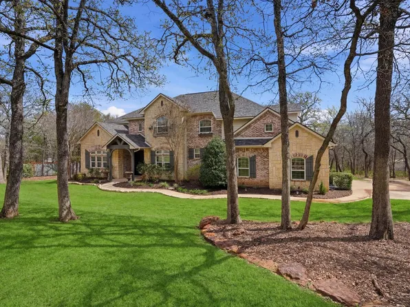 9651 Yellow Rose Ln, Pilot Point, TX 76258