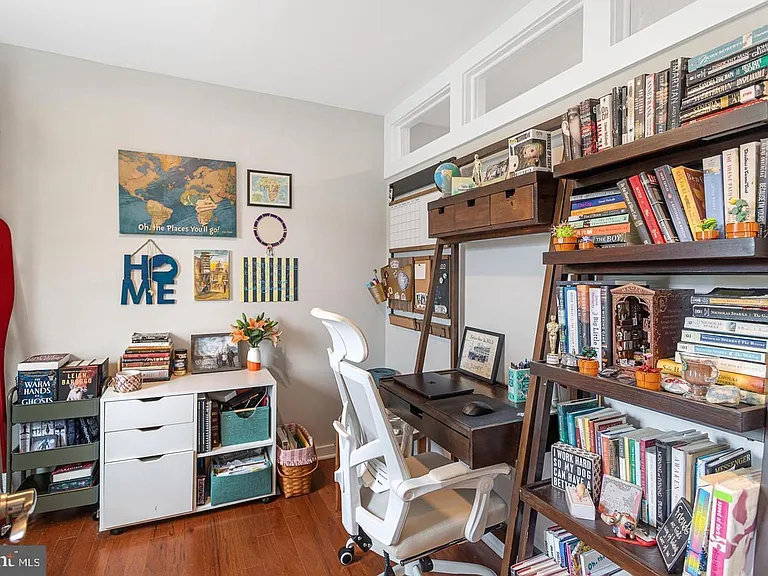 55 M St NW #202 — Photo 7
