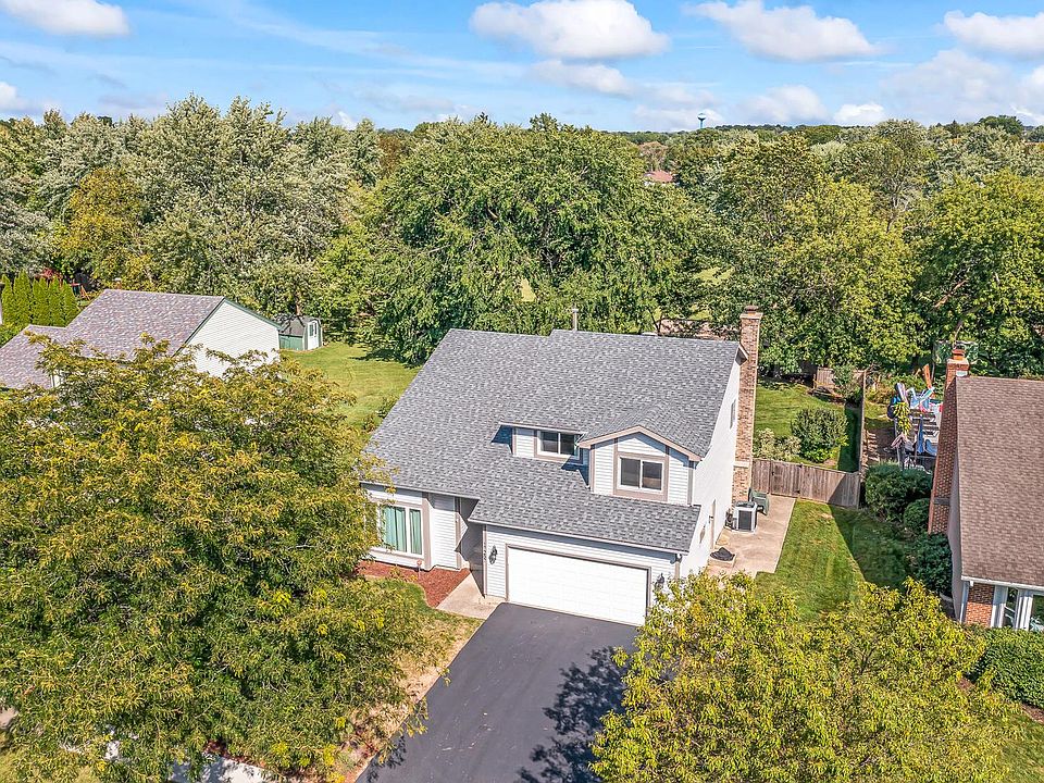 1st image of 17257 W Dartmoor Dr