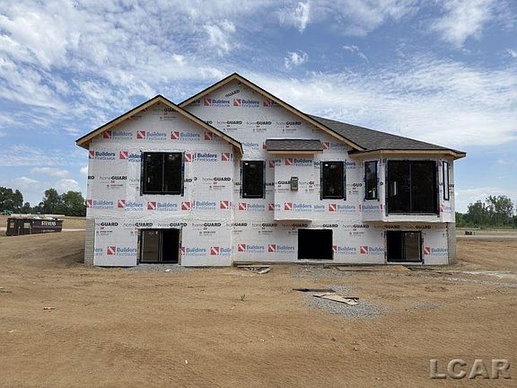 2nd image of 3586 Serra Dr