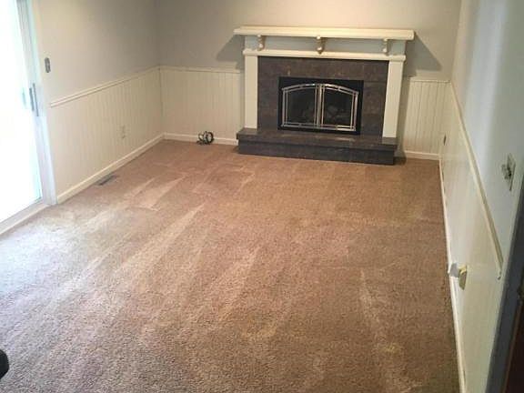 5th image of 4212 Oakcrest Dr