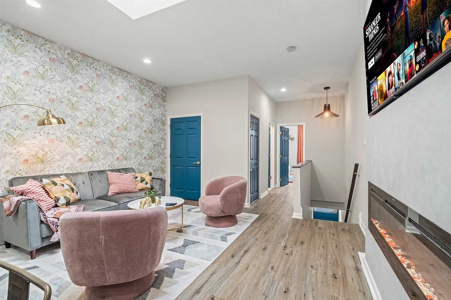 1 bed, 1.0 bath, $4,940 — Photo 4