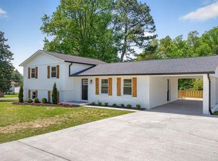 1021 Holladay Rd, Cookeville, TN 38501