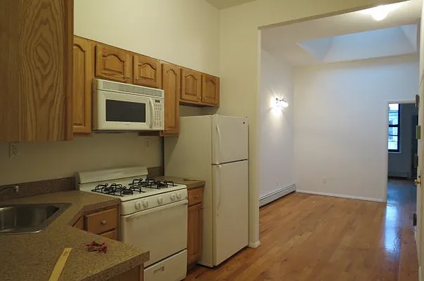 Rented by TheRealEstateCompany.com LLC | media 29