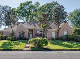 1605 Massey Pointe Ln, Memphis, TN 38120