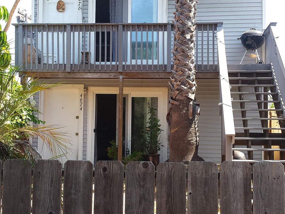 2nd image of 4674-76 Muir Ave
