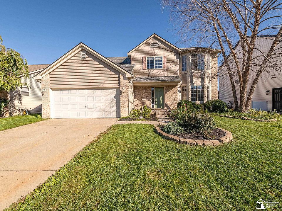 1st image of 691 Falcon Dr