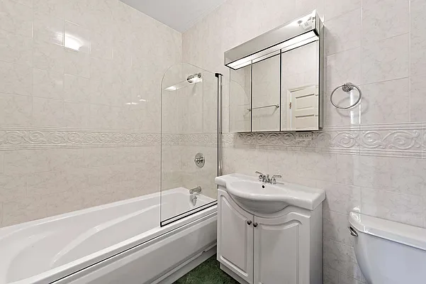 Rented by Compass | media 17