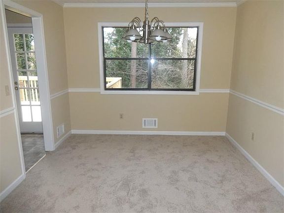 4th image of 3035 Susan Ct