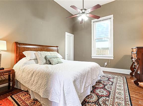 5th image of 1107 Napoleon Ave