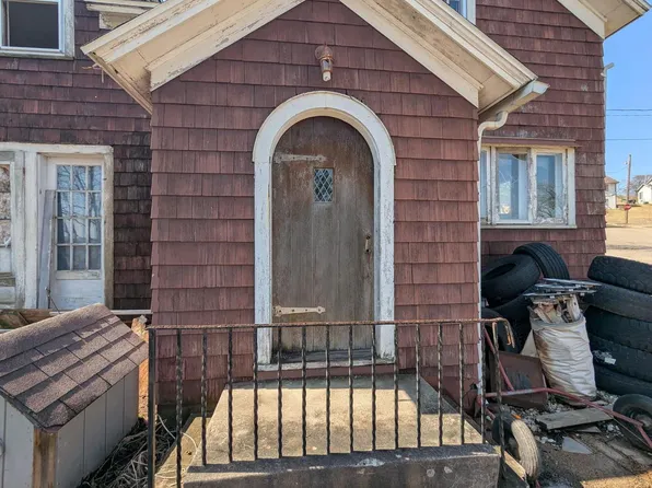 104 Franklin Street, Elroy, WI 53929