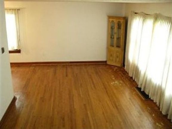 2nd image of 1047 Highland Park Blvd