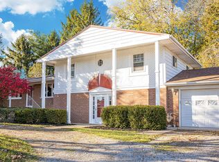 140 Hillcrest Dr, Circleville, OH 43113