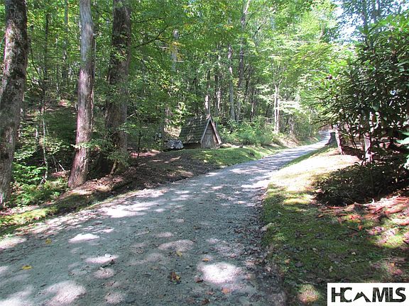 3rd image of 00 Wayfaring Road