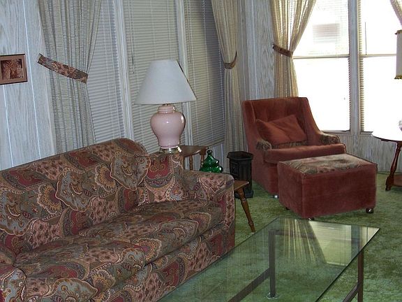 2nd image of 309 Heritage Blvd