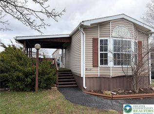 82 Juniper Ct, Bath, PA 18014