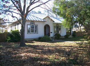 815 N Getty St, Uvalde, TX 78801